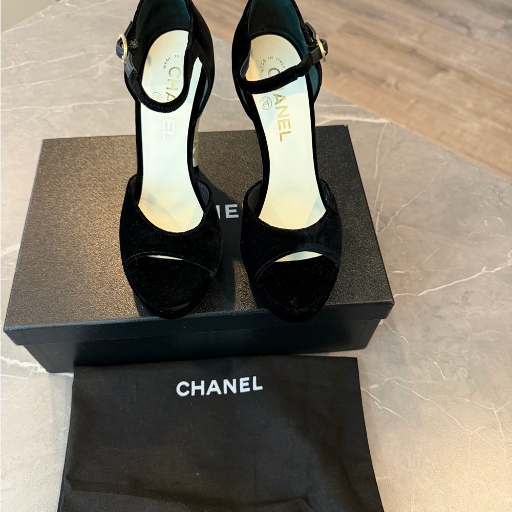 CHANEL Black Velvet Heels